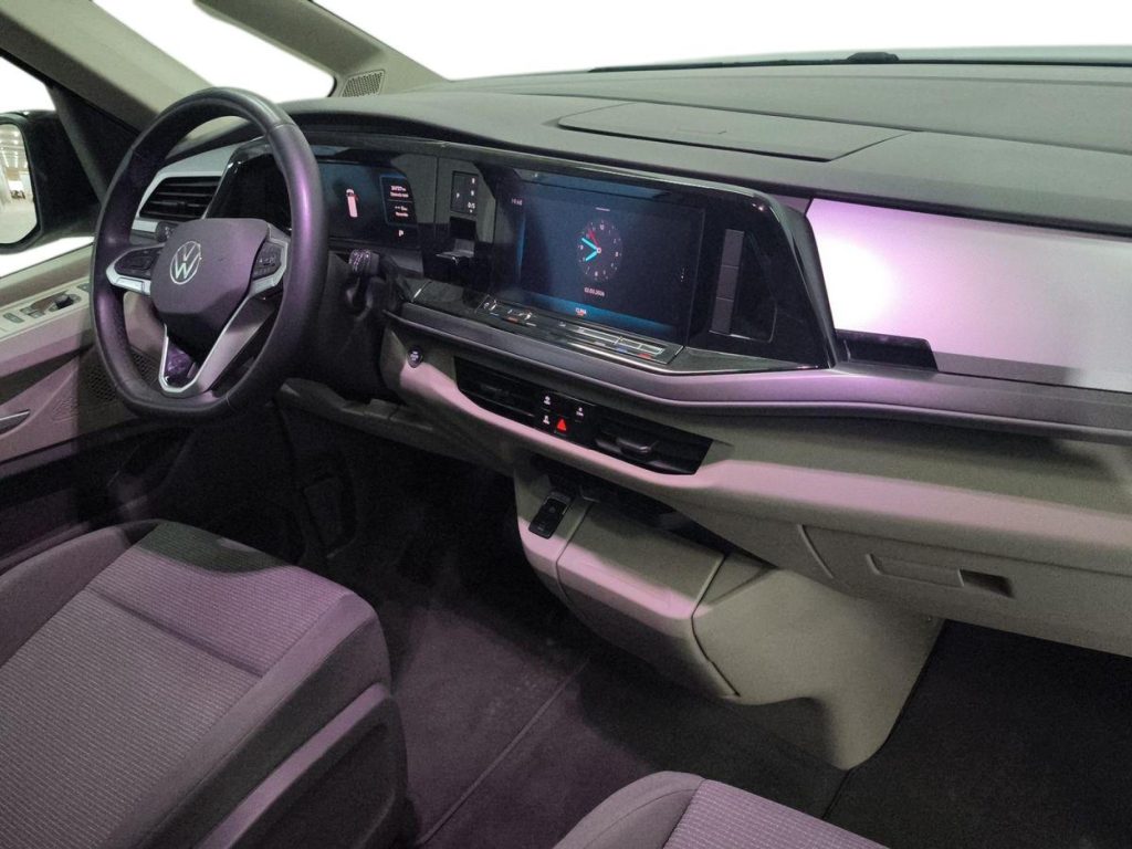 VOLKSWAGEN MULTIVAN Diesel 2025 km 0 Jaén
