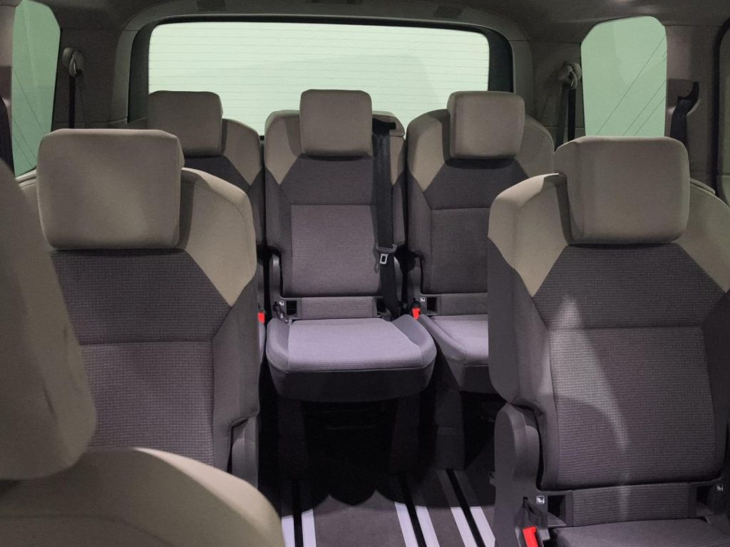 VOLKSWAGEN MULTIVAN Diesel 2025 km 0 Jaén