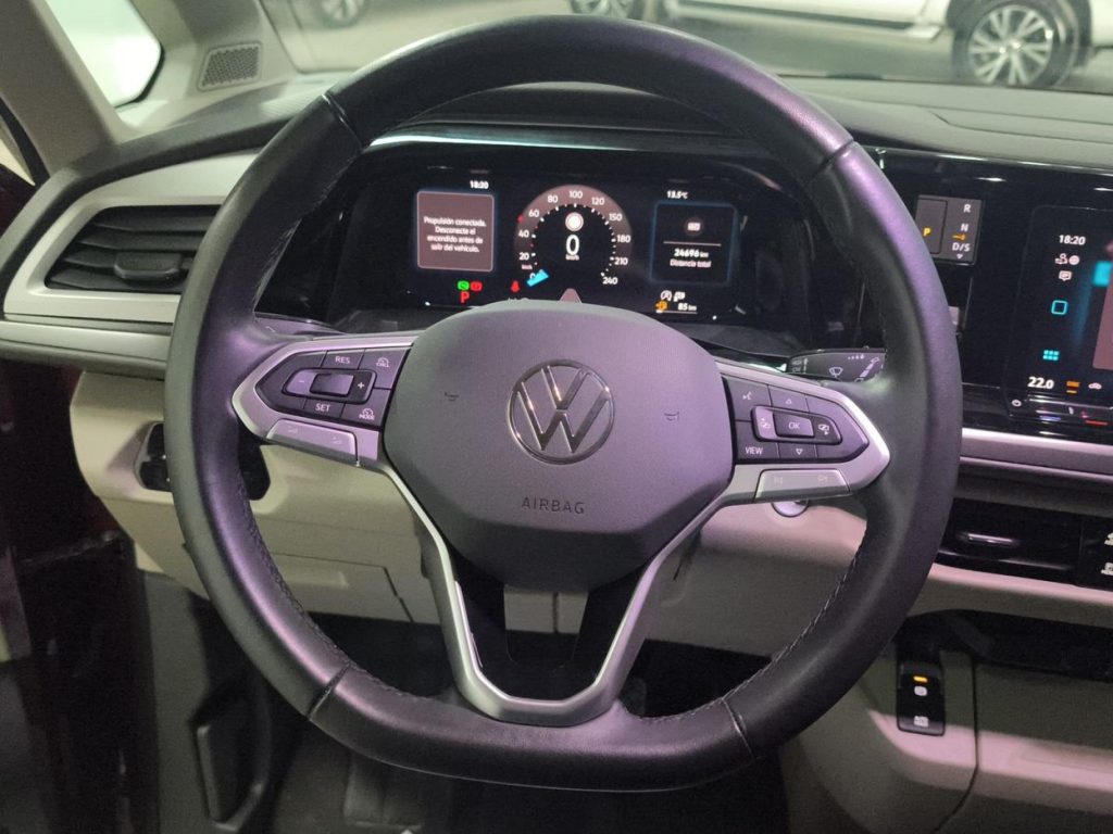 VOLKSWAGEN MULTIVAN Diesel 2025 km 0 Jaén