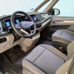 VOLKSWAGEN MULTIVAN Gasolina 2023 segunda-mano Jaén
