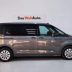 VOLKSWAGEN MULTIVAN Gasolina 2023 segunda-mano Jaén