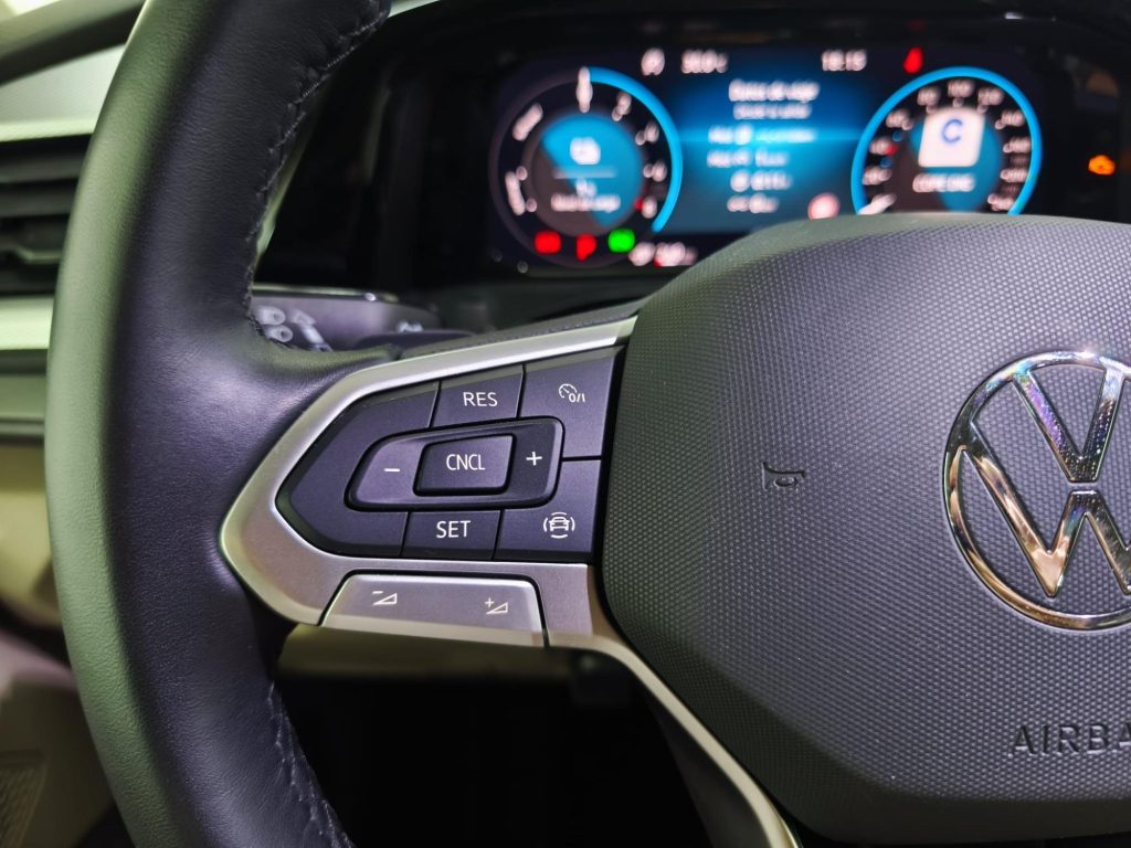 VOLKSWAGEN MULTIVAN Gasolina 2024 km 0 Jaén