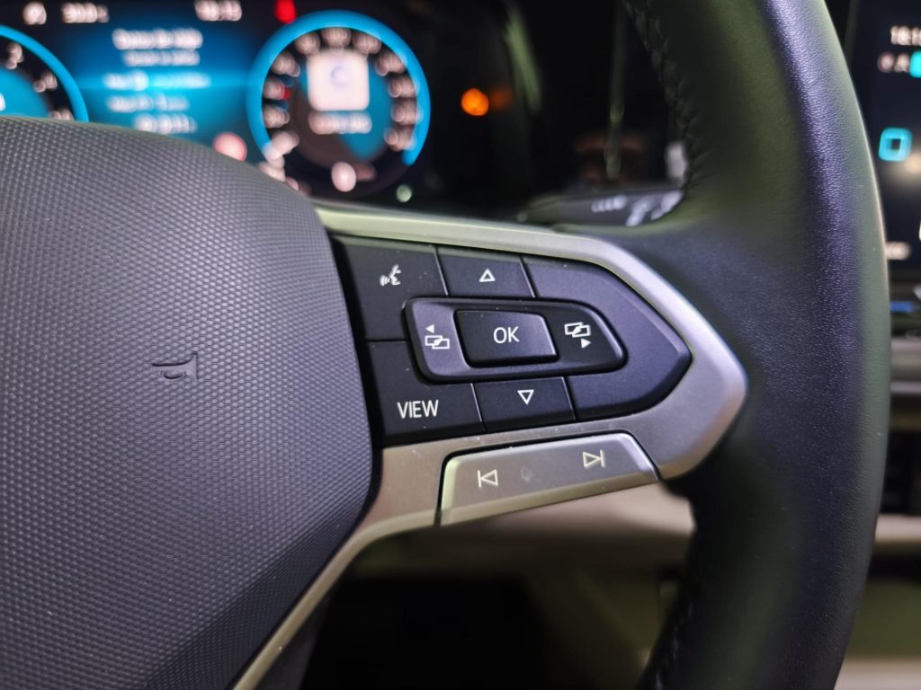 VOLKSWAGEN MULTIVAN Gasolina 2024 km 0 Jaén