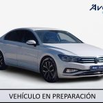 VOLKSWAGEN PASSAT Diesel 2022 segunda-mano Jaén