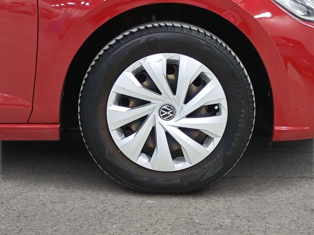 VOLKSWAGEN POLO Gasolina 2022 segunda-mano Granada