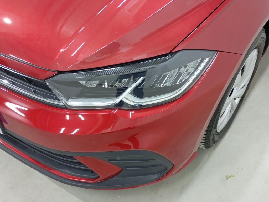 VOLKSWAGEN POLO Gasolina 2022 segunda-mano Granada