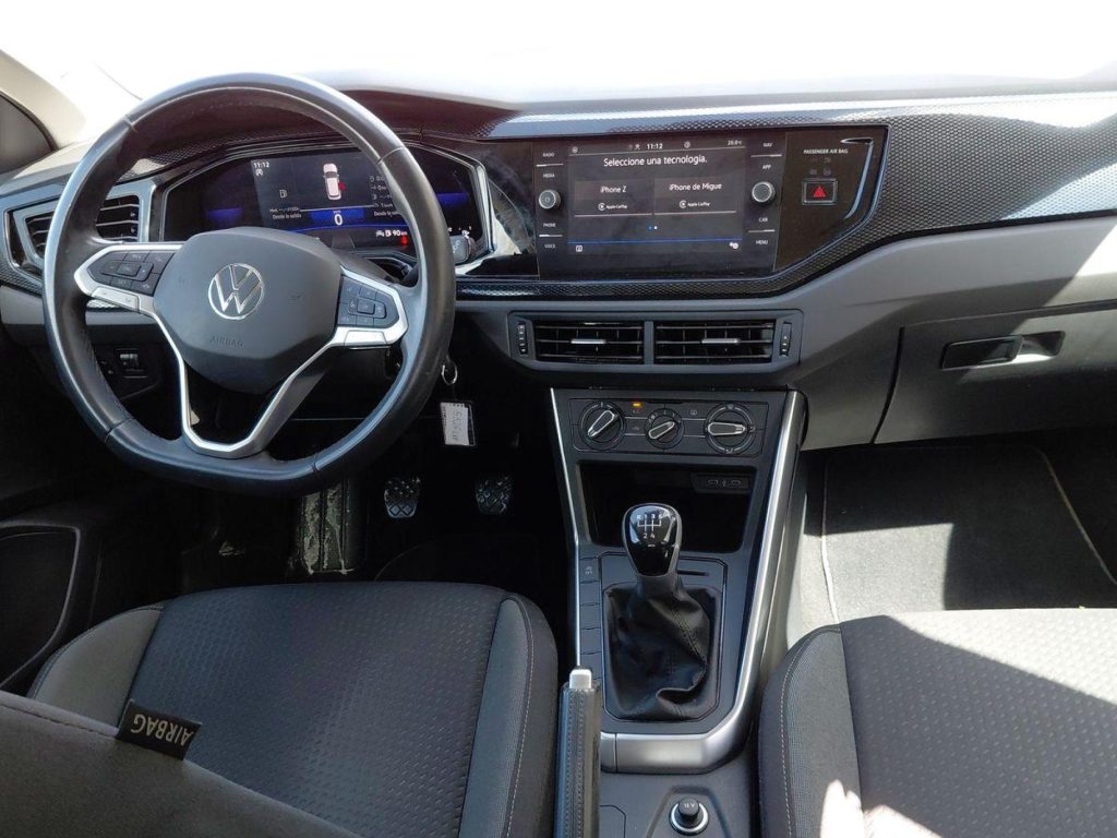 VOLKSWAGEN POLO Gasolina 2022 segunda-mano Jaén
