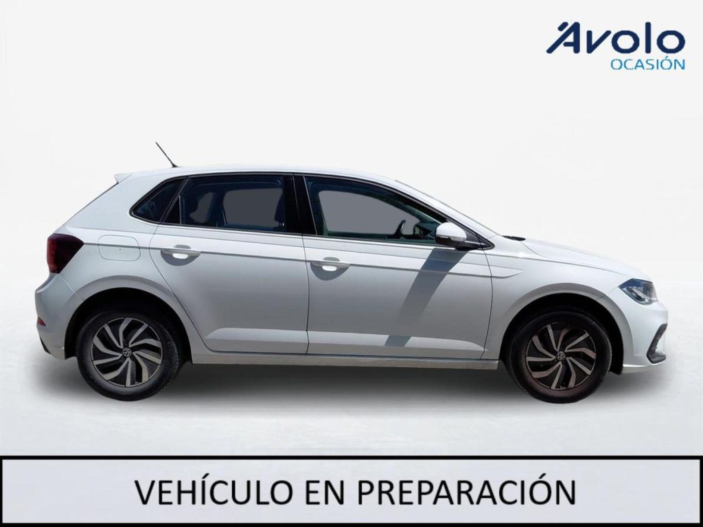 VOLKSWAGEN POLO Gasolina 2022 segunda-mano Jaén
