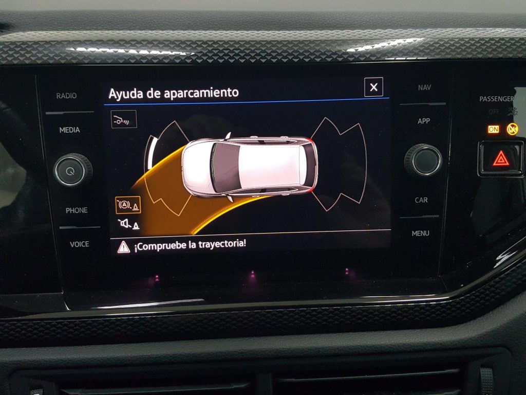 VOLKSWAGEN POLO Gasolina 2024 segunda-mano Jaén