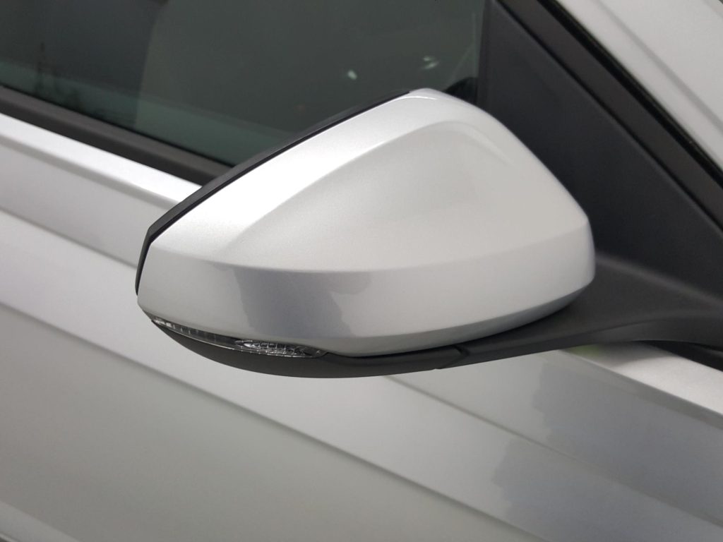 VOLKSWAGEN POLO Gasolina 2024 segunda-mano Jaén