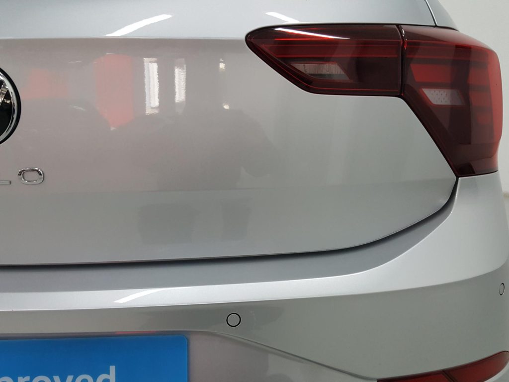 VOLKSWAGEN POLO Gasolina 2024 segunda-mano Jaén