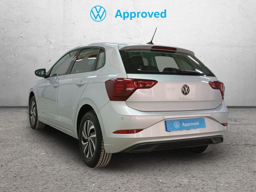 VOLKSWAGEN POLO Gasolina 2024 segunda-mano Jaén
