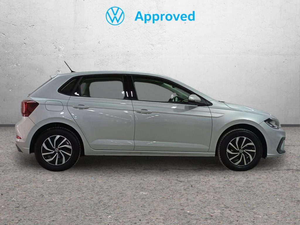 VOLKSWAGEN POLO Gasolina 2024 segunda-mano Jaén