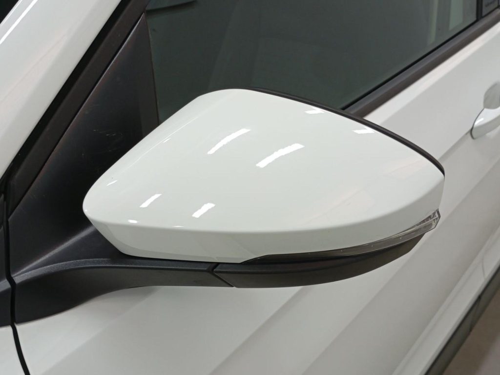 VOLKSWAGEN T-CROSS Gasolina 2022 segunda-mano Jaén
