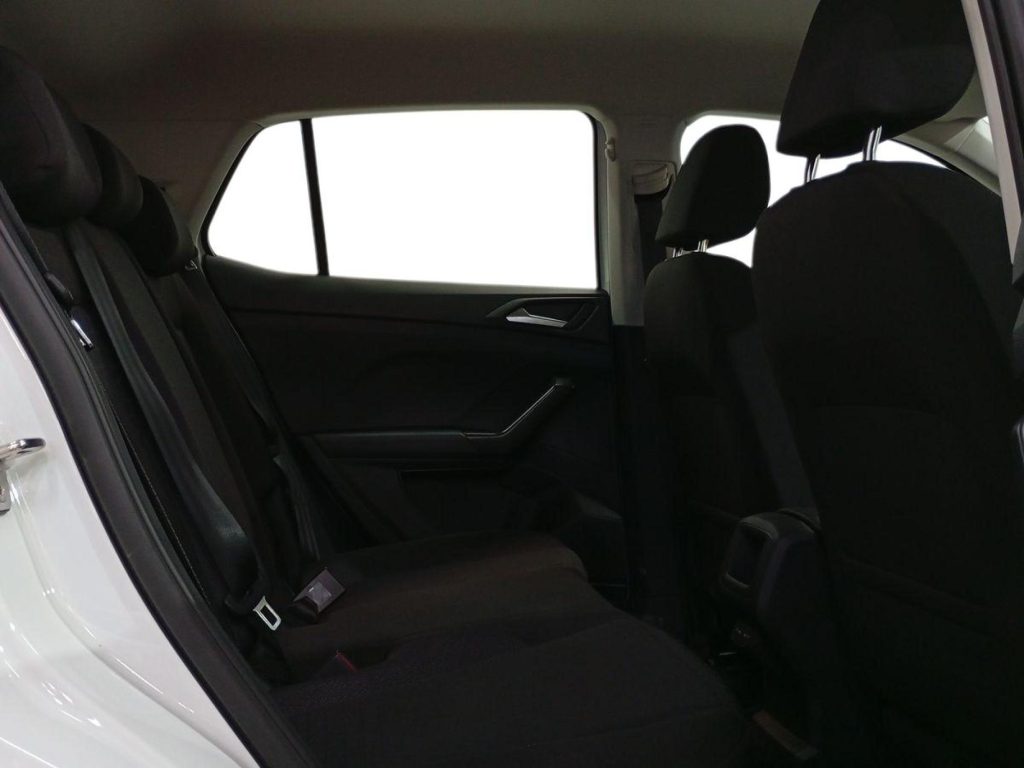 VOLKSWAGEN T-CROSS Gasolina 2022 segunda-mano Jaén