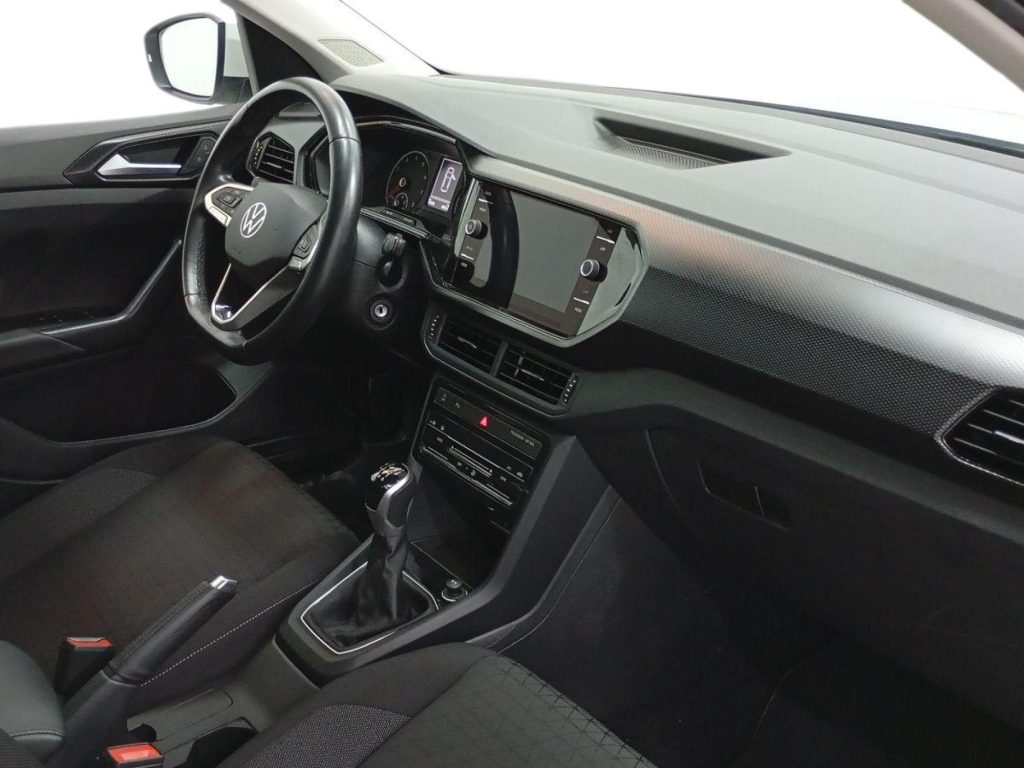 VOLKSWAGEN T-CROSS Gasolina 2022 segunda-mano Jaén