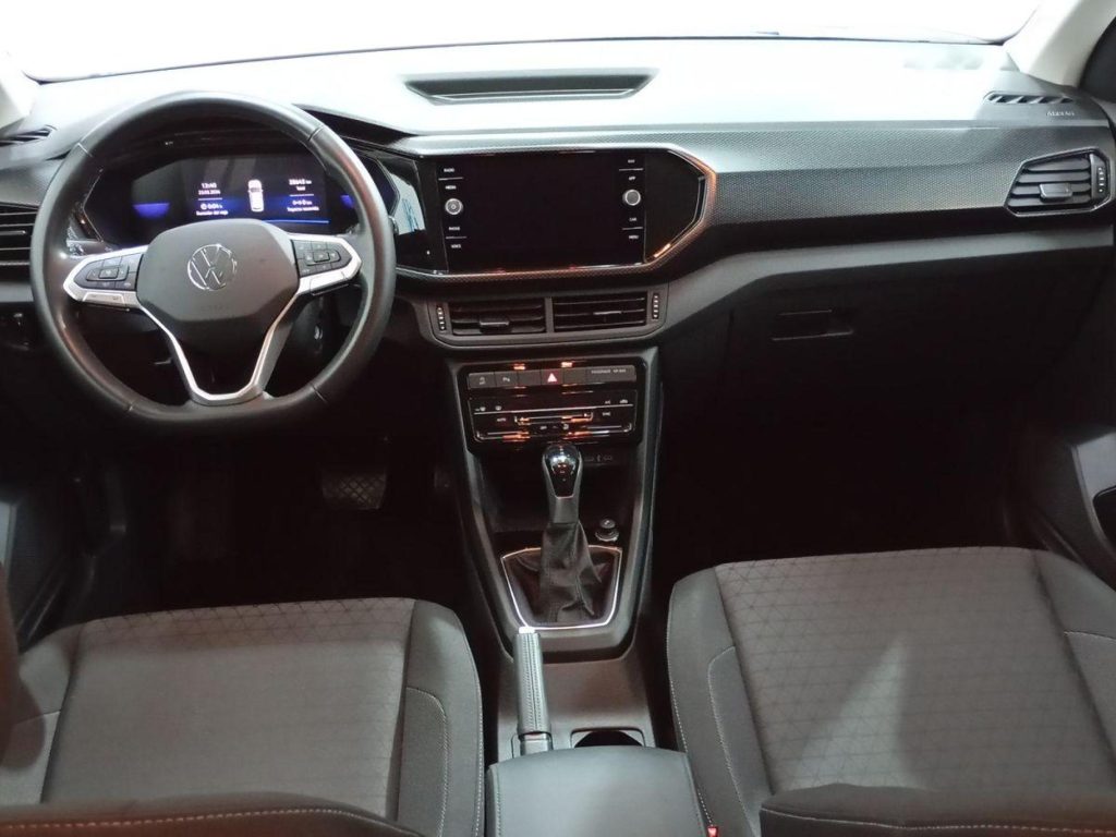 VOLKSWAGEN T-CROSS Gasolina 2023 segunda-mano Granada