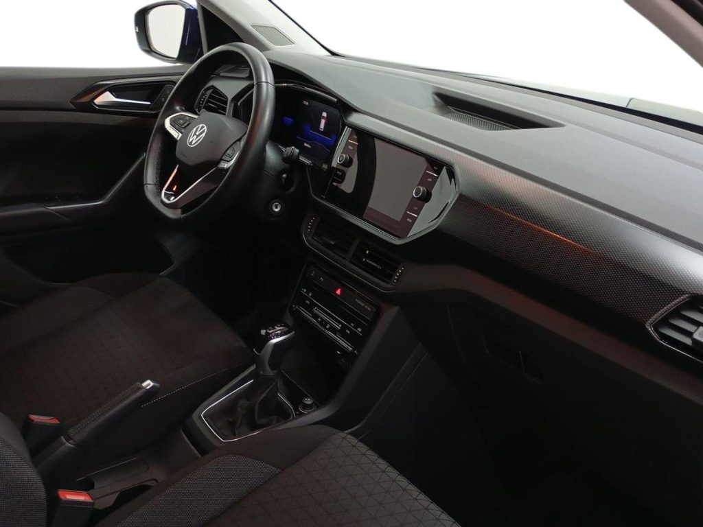 VOLKSWAGEN T-CROSS Gasolina 2023 segunda-mano Granada