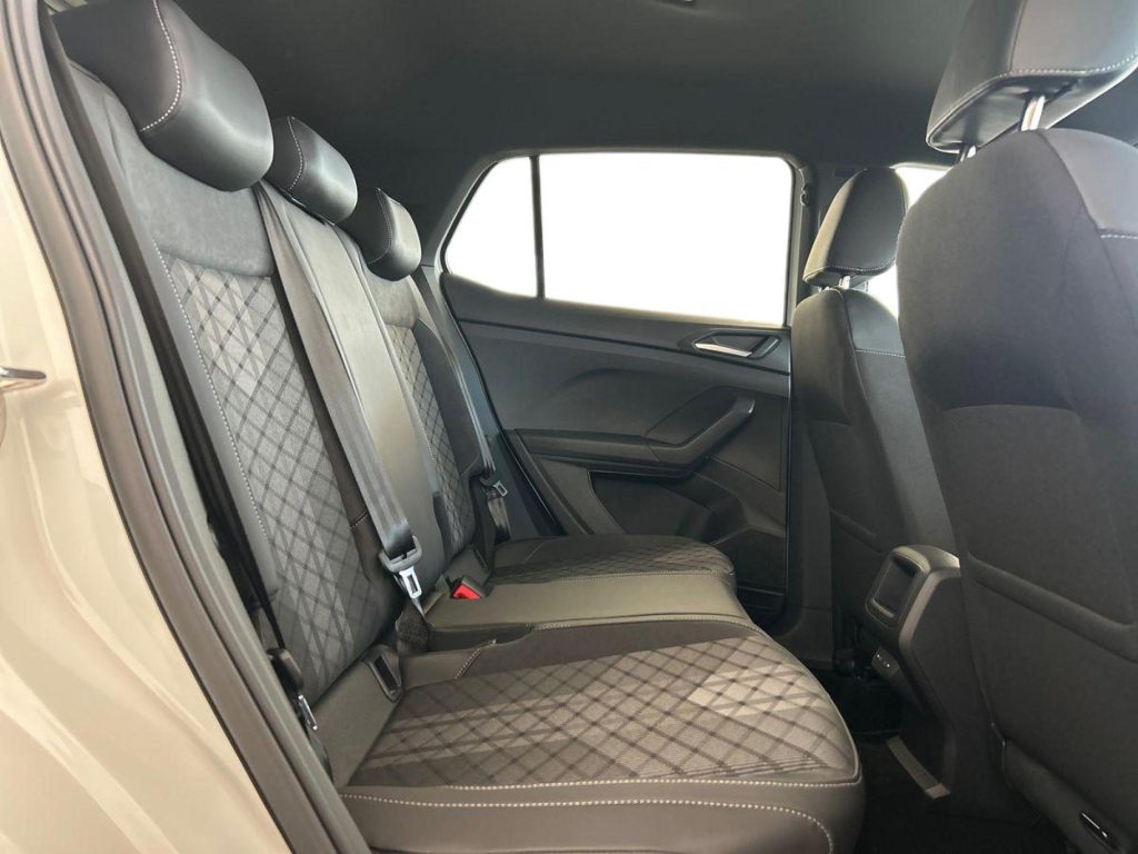 VOLKSWAGEN T-CROSS Gasolina 2024 km 0 Jaén