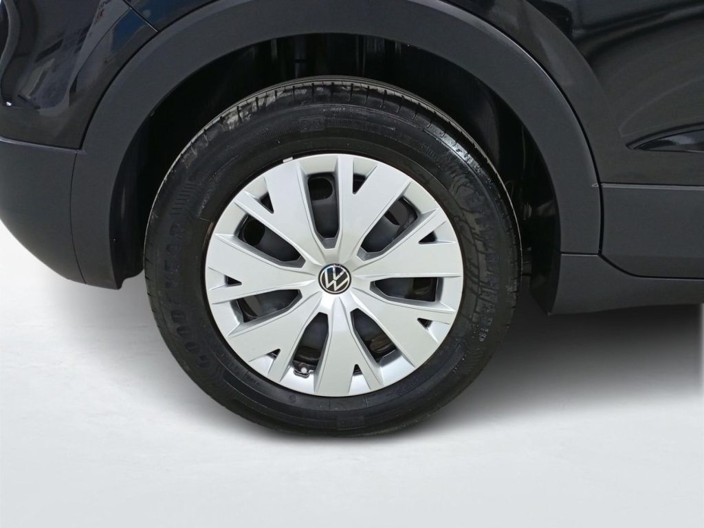 VOLKSWAGEN T-CROSS Gasolina 2024 segunda-mano Jaén