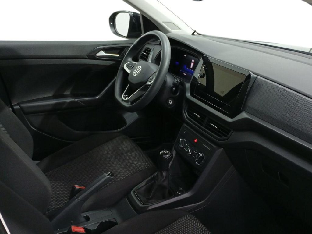 VOLKSWAGEN T-CROSS Gasolina 2024 segunda-mano Jaén