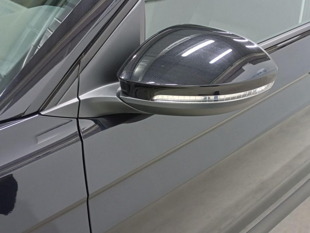 VOLKSWAGEN T-CROSS Gasolina 2024 segunda-mano Jaén