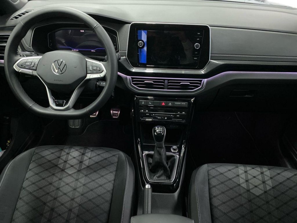 VOLKSWAGEN T-CROSS Gasolina 2025 km 0 Jaén