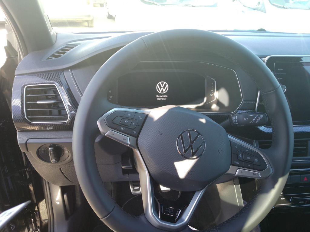 VOLKSWAGEN T-CROSS Gasolina nuevo entrega inmediata Jaén