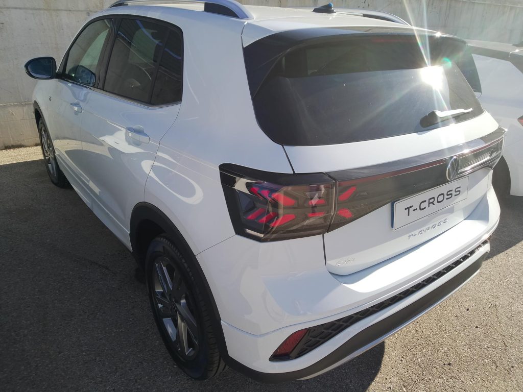 VOLKSWAGEN T-CROSS Gasolina nuevo entrega inmediata Jaén