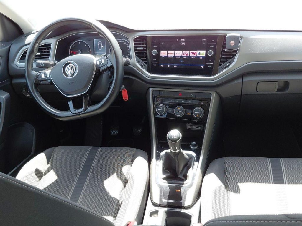 VOLKSWAGEN T-ROC Diesel 2020 segunda-mano Jaén