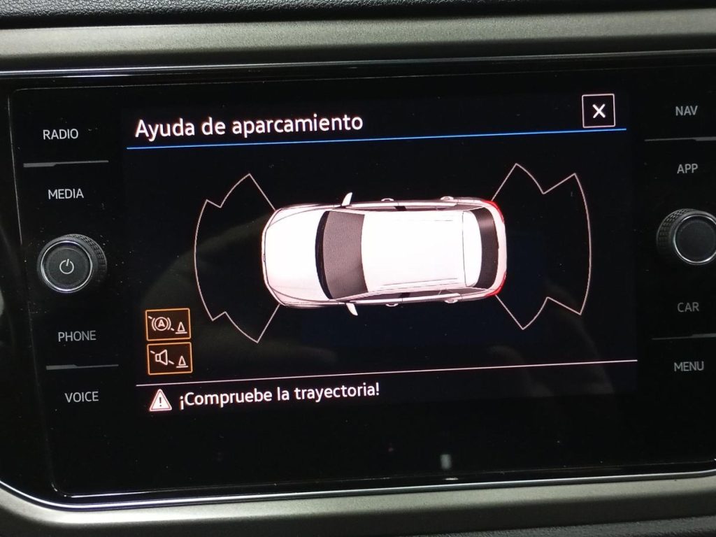 VOLKSWAGEN T-ROC Diesel 2021 segunda-mano Granada