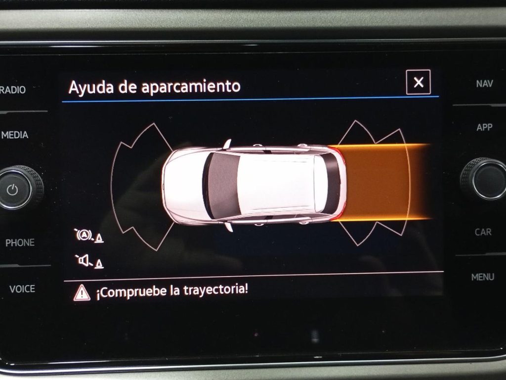 VOLKSWAGEN T-ROC Diesel 2021 segunda-mano Granada