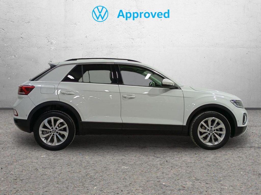 VOLKSWAGEN T-ROC Diesel 2023 segunda-mano Jaén
