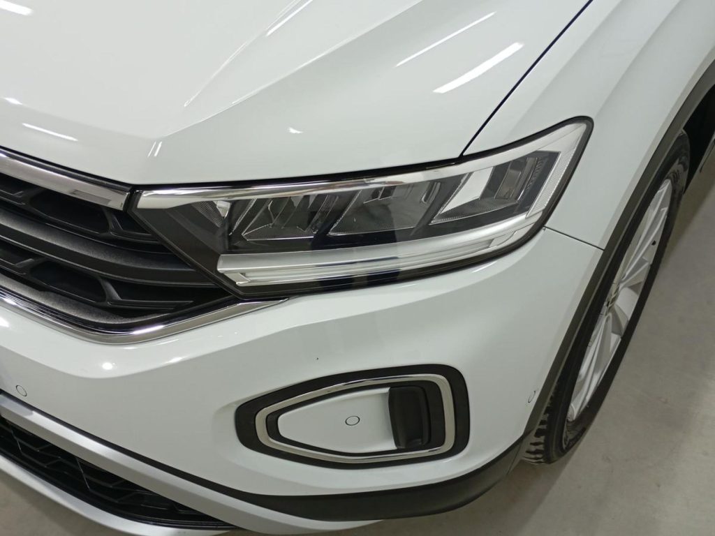VOLKSWAGEN T-ROC Diesel 2023 segunda-mano Jaén