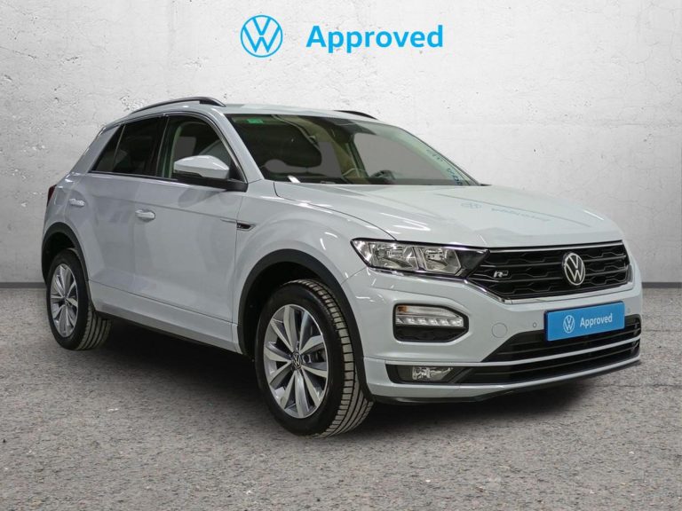 VOLKSWAGEN T-ROC Gasolina 2022 segunda-mano Jaén