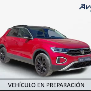 VOLKSWAGEN T-ROC Gasolina 2023 segunda-mano Jaén