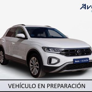 VOLKSWAGEN T-ROC Gasolina 2023 segunda-mano Jaén