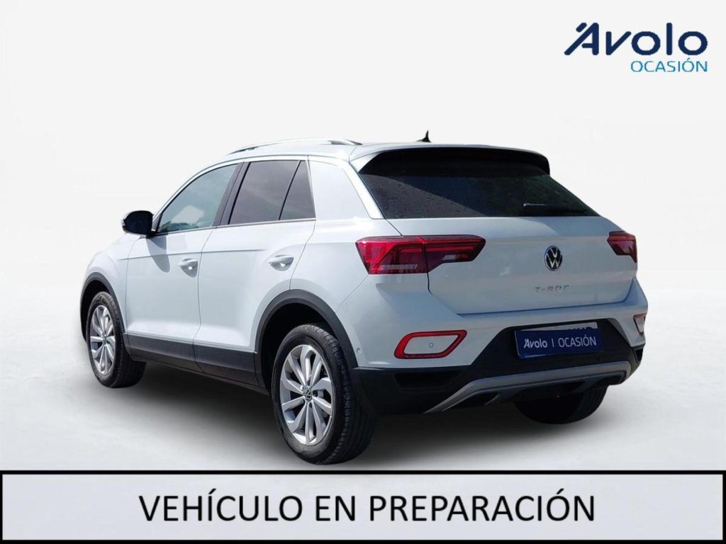 VOLKSWAGEN T-ROC Gasolina 2023 segunda-mano Jaén