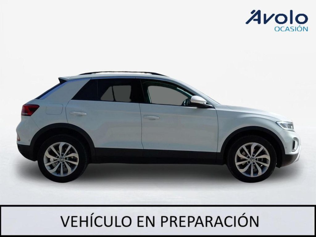 VOLKSWAGEN T-ROC Gasolina 2023 segunda-mano Jaén