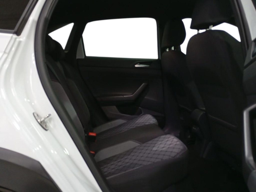 VOLKSWAGEN TAIGO Gasolina 2022 segunda-mano Jaén