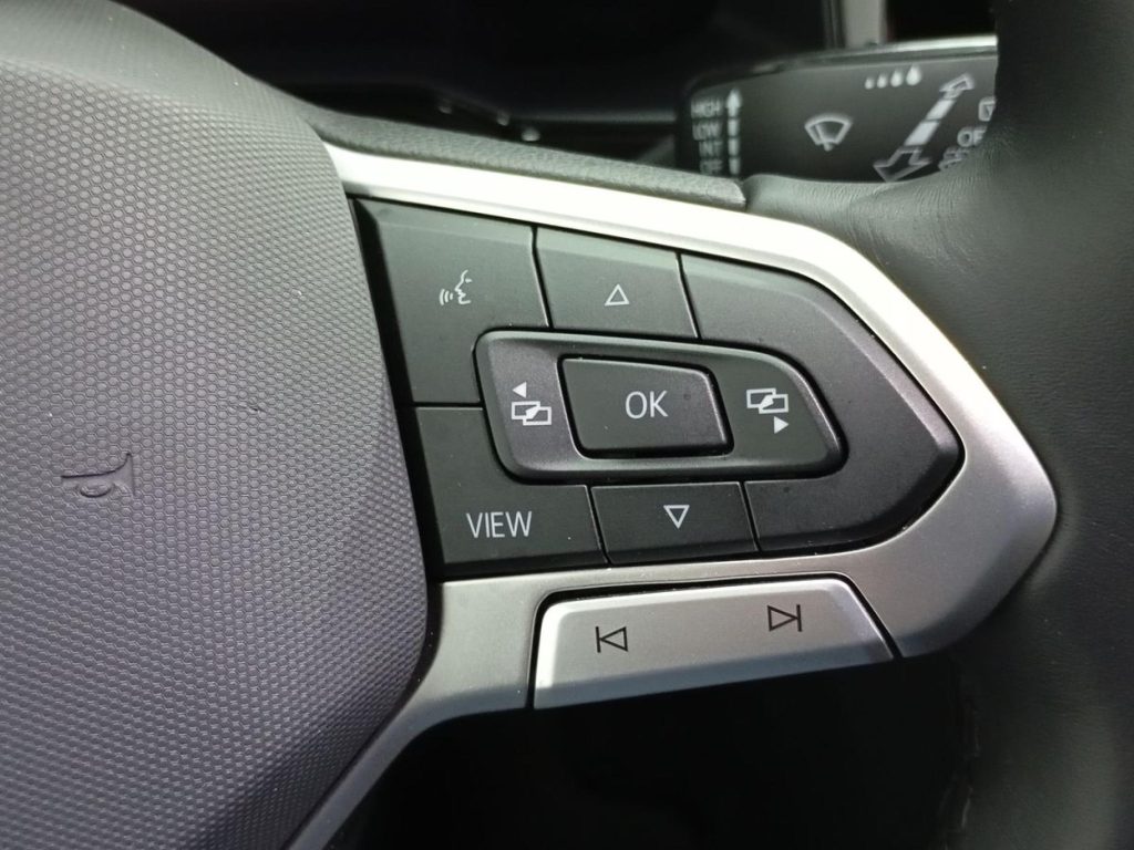 VOLKSWAGEN TAIGO Gasolina 2025 segunda-mano Jaén