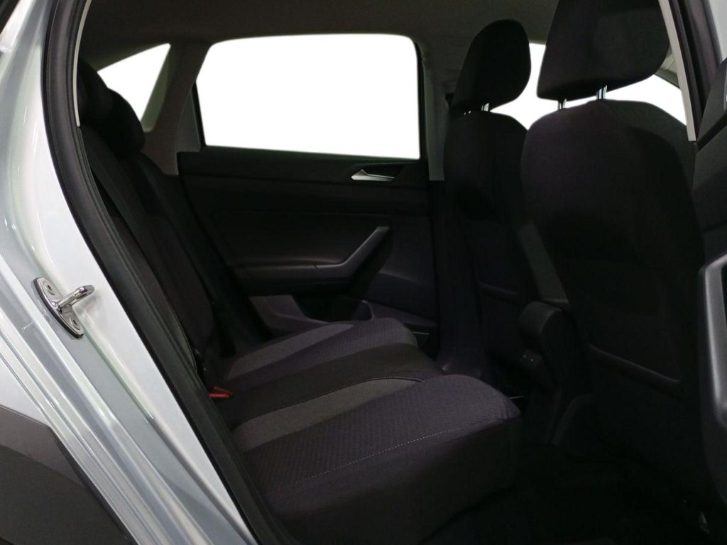 VOLKSWAGEN TAIGO Gasolina 2025 segunda-mano Jaén