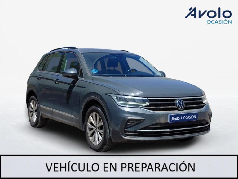 VOLKSWAGEN TIGUAN Gasolina 2022 segunda-mano Jaén