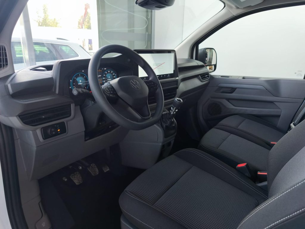 VOLKSWAGEN TRANSPORTER Diesel nuevo entrega inmediata Jaén