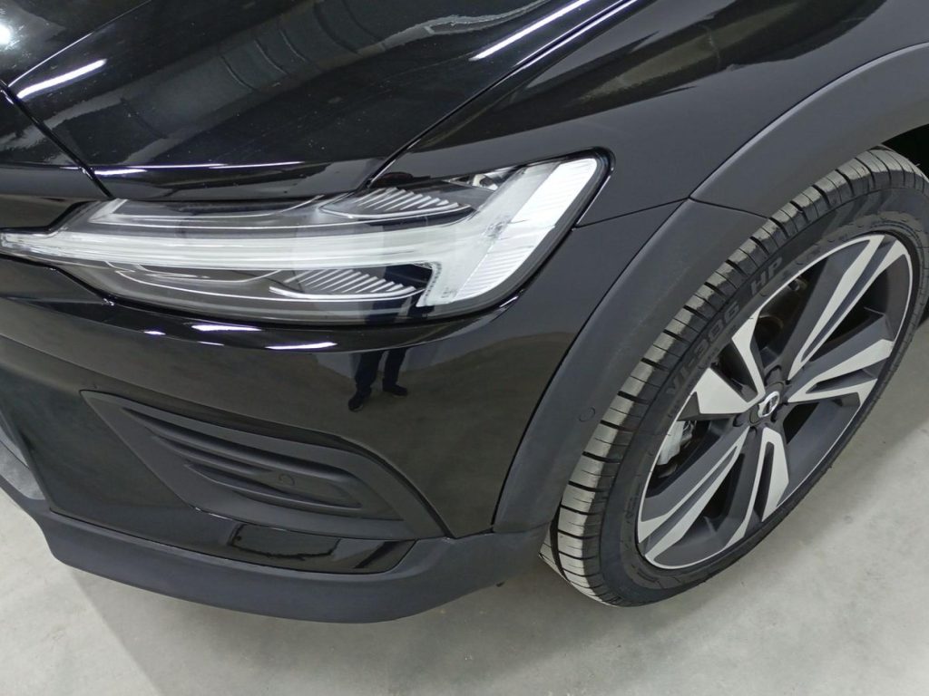 VOLVO V60 CROSS COUNTRY Hibrido 2022 segunda-mano Jaén