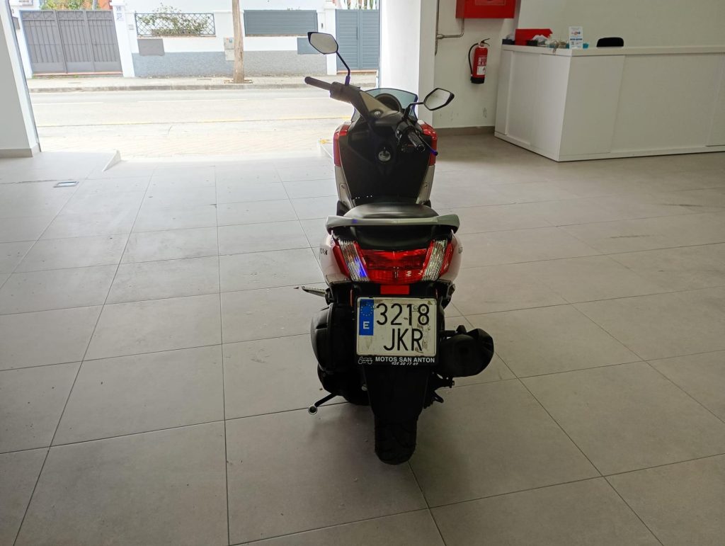 YAMAHA NMAX Gasolina 2015 segunda-mano Granada
