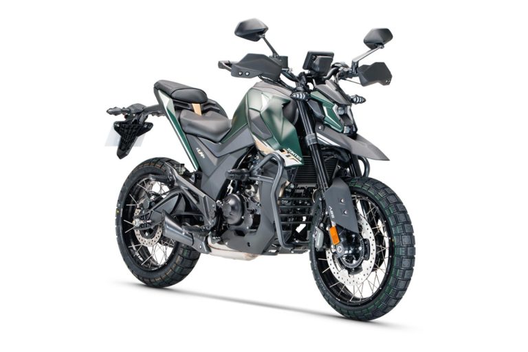 ZONTES 125-U1 LCD E5+ Gasolina nuevo entrega inmediata Granada