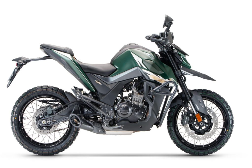 ZONTES 125U LCD E5+ Gasolina nuevo entrega inmediata Jaén