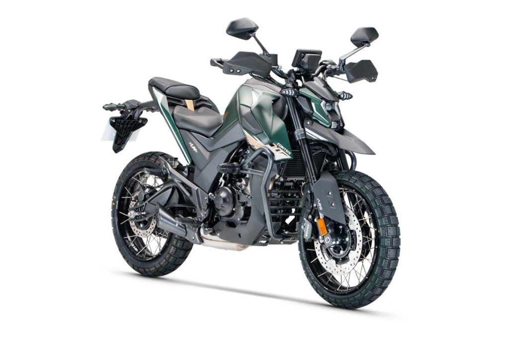 ZONTES 125U LCD E5+ Gasolina nuevo entrega inmediata Jaén