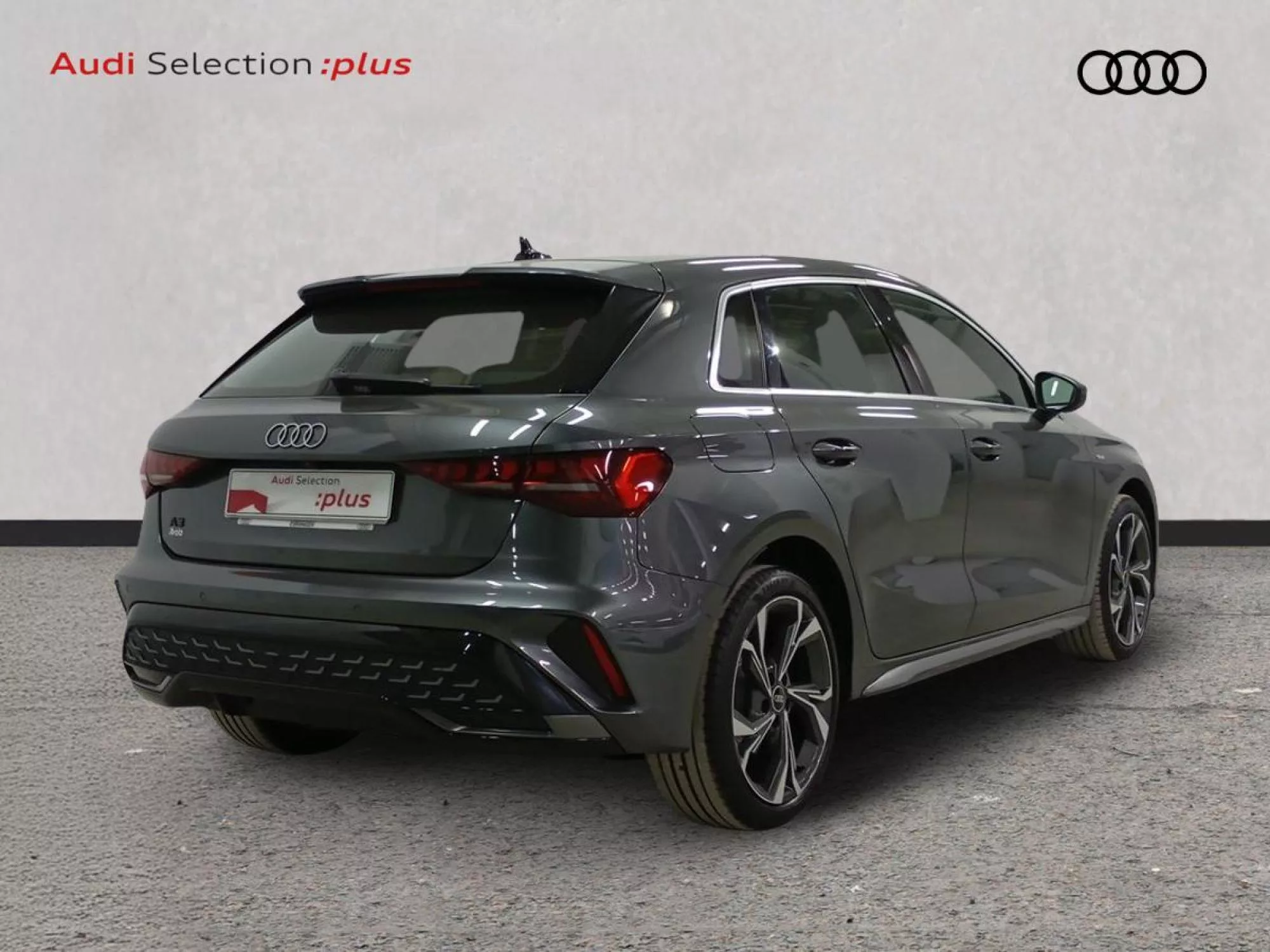 AUDI A3 Hibrido enchufable 2025 segunda-mano Jaén